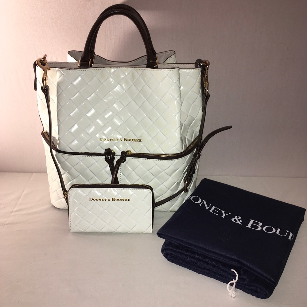 Dooney and Bourke Large Woven Barlow & Wallet